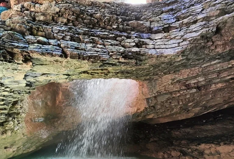 Салтинский водопад 