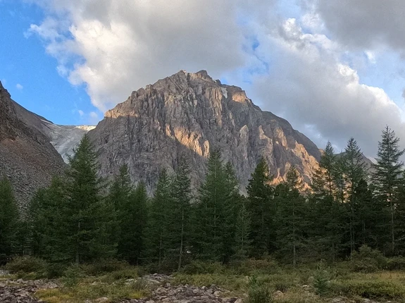 Пик Караташ