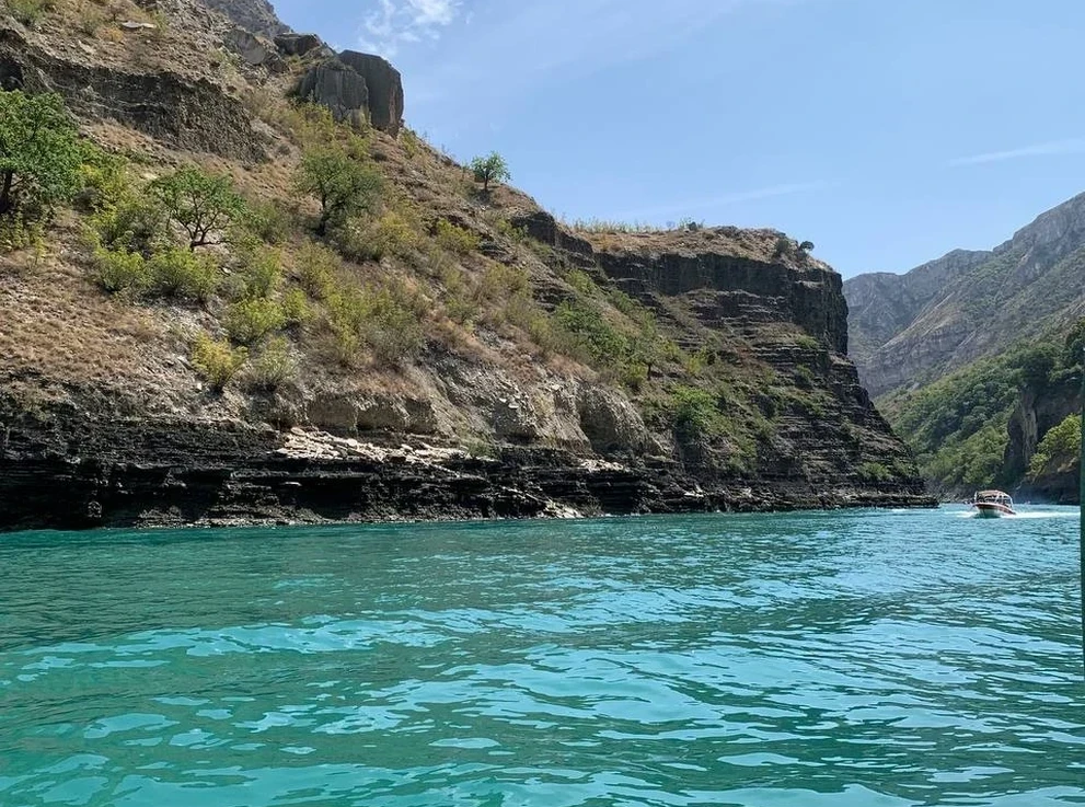 Катание на катерах. Главный Сулакский каньон 