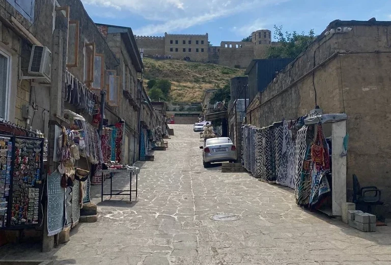 Магалы. Торговая улица 