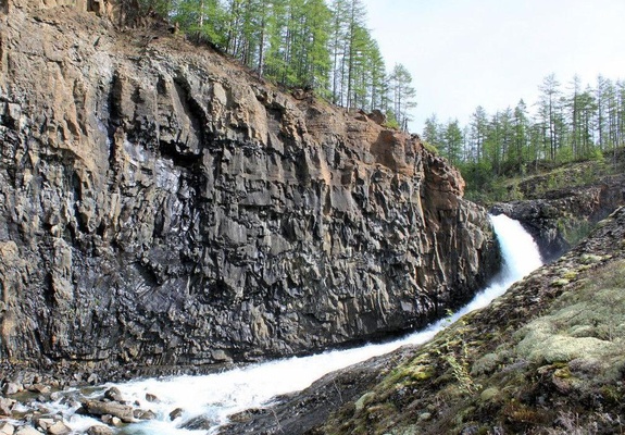 Косой водопад 