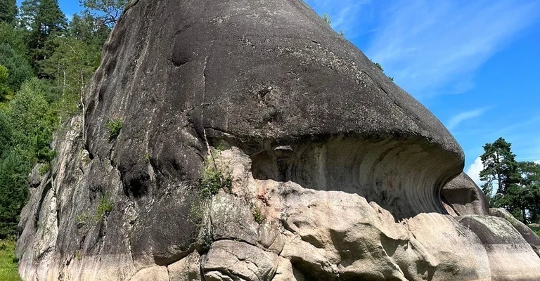 Скала «Голова Кита» -Турочак, Горный Алтай