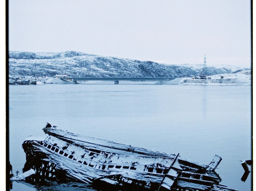 Мурманск зима Териберка Кладбище Кораблей 2.jpg